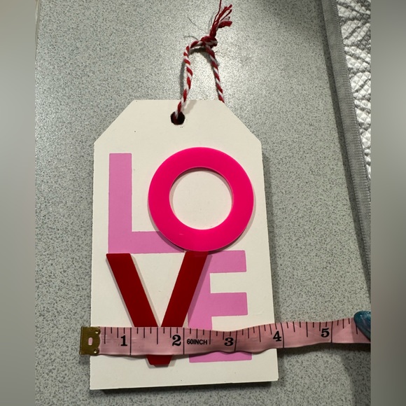 Pink and Red LOVE Tag - Picture 3 of 5